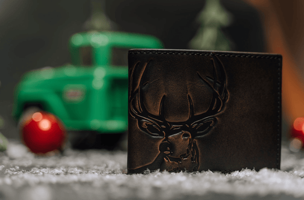 Top 10 Leather Wallets to Gift This Holiday (Shop Early Before Black Friday)