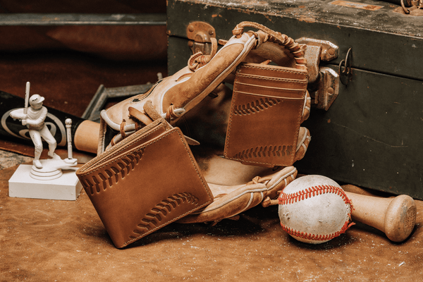 10 Best Wallet Brands for Men in 2025: Stylish, Durable & Worth Every Penny